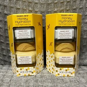 Trader Joe’s Honey, hydration day and night cream duo. 1 set New. Sealed.